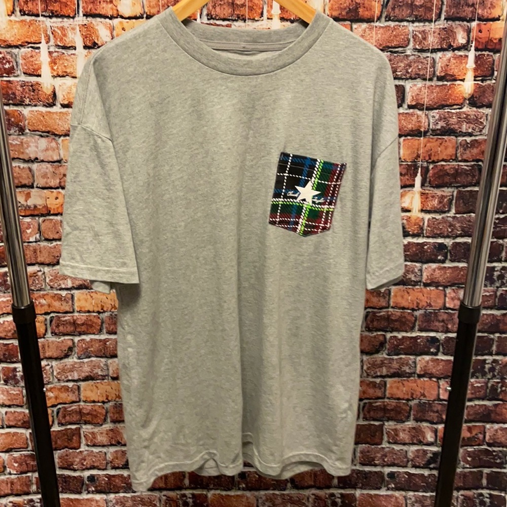 Converse Chuck Taylor short sleeve teeshirt men’s medium grey plaid like new